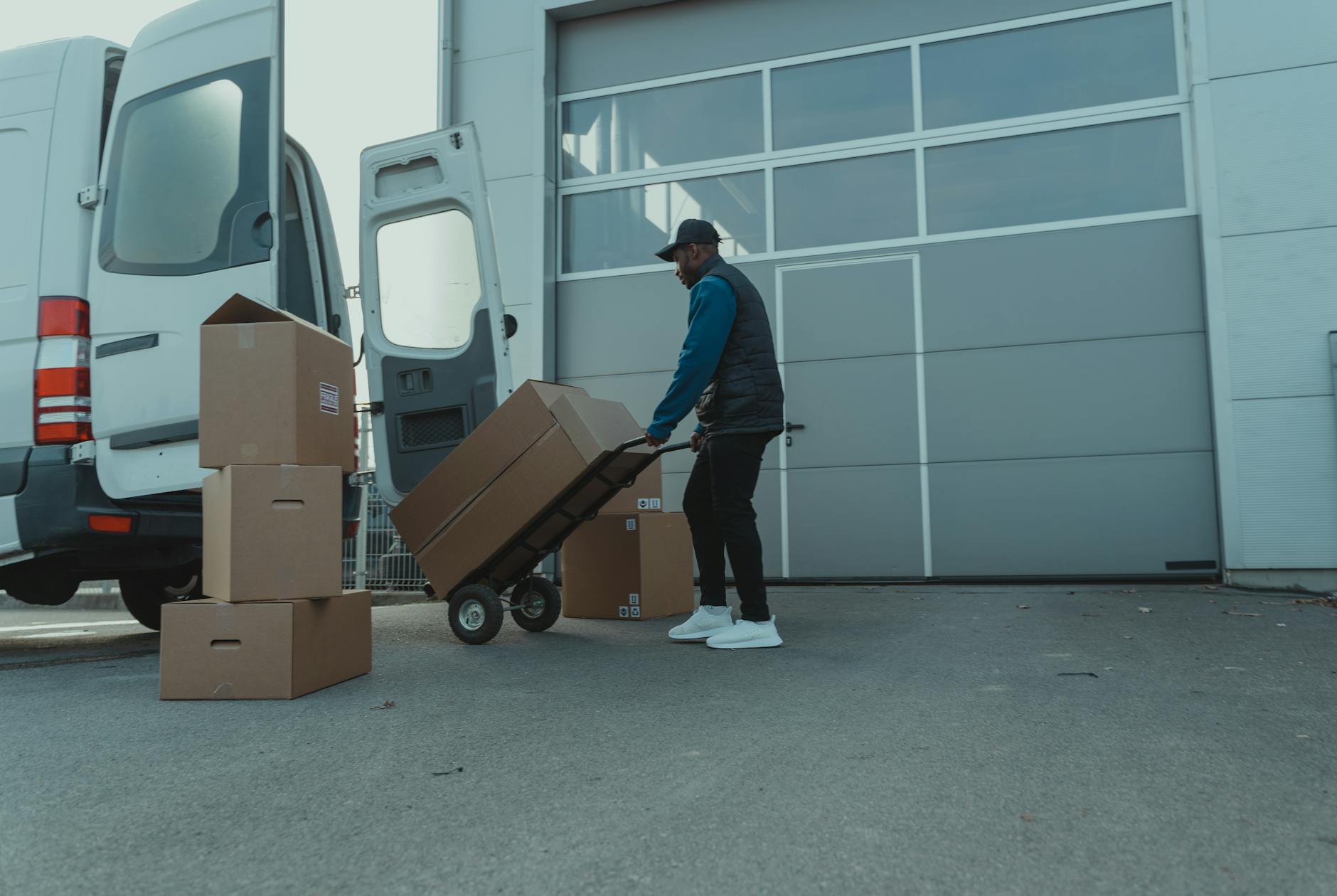 Why shipping-address-spain.com Is the Best Package Forwarding Solution for International Shoppers